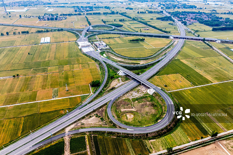 白堽黄河公路大桥：全长14公里，投资31亿，连通河南濮阳至山东鄄城图片素材