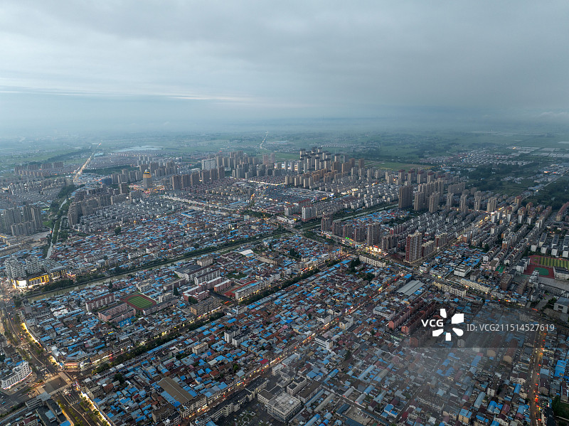 航拍江苏淮安涟水五岛湖公园城市风光图片素材