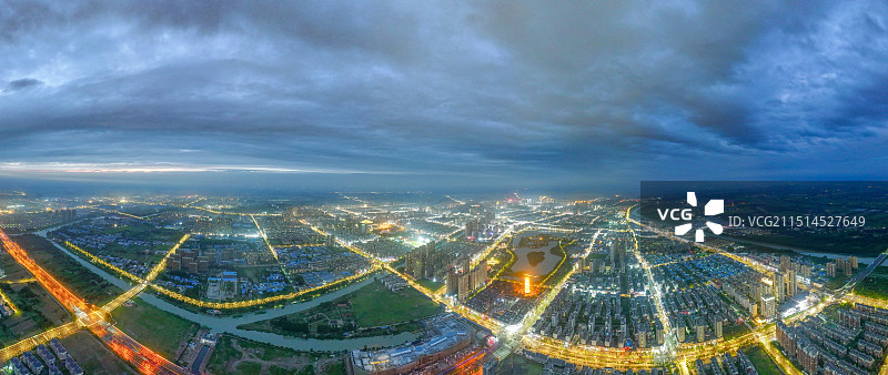 航拍江苏淮安涟水五岛湖公园城市风光图片素材