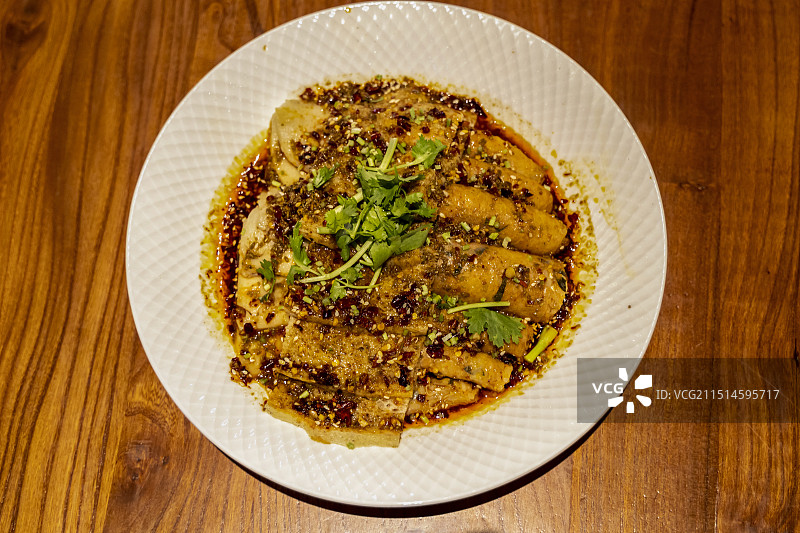 新疆维吾尔自治区伊犁哈萨克自治州美食：老艺人米肠面肺子图片素材