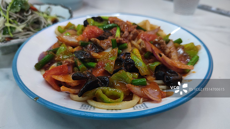 过油肉拌面图片素材