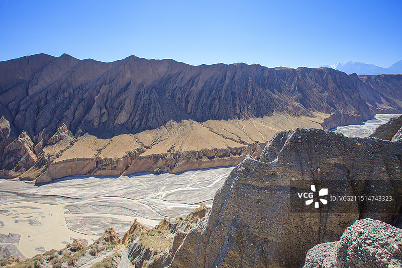 气势万千的安集海大峡谷-拍摄于中国新疆图片素材