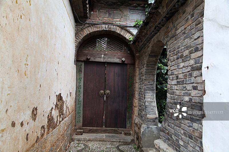 云南丽江束河皮匠展览馆图片素材