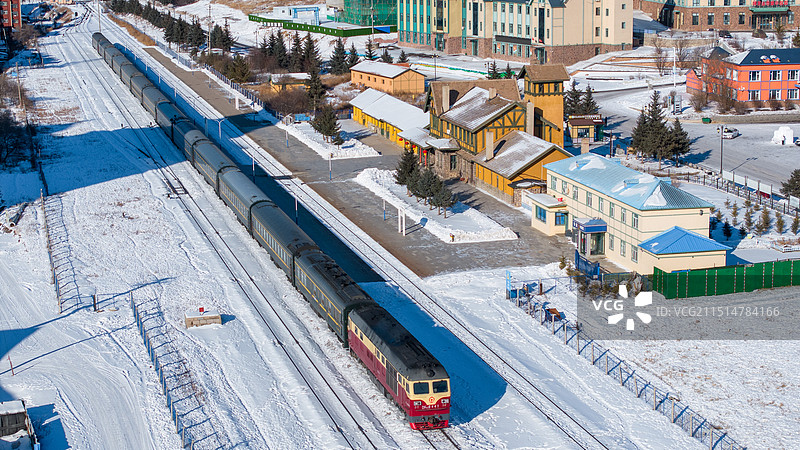 阿尔山火车站雪景图片素材