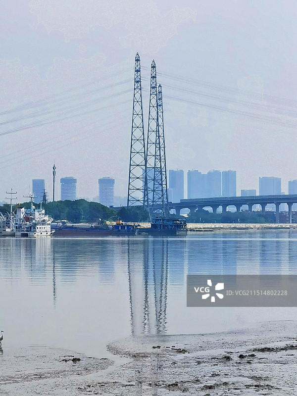 广州海珠区输电铁塔图片素材