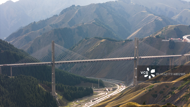 果子沟大桥图片素材
