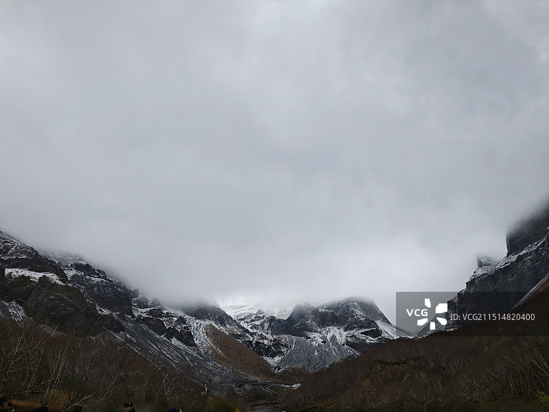 长白山小天池，瀑布图片素材