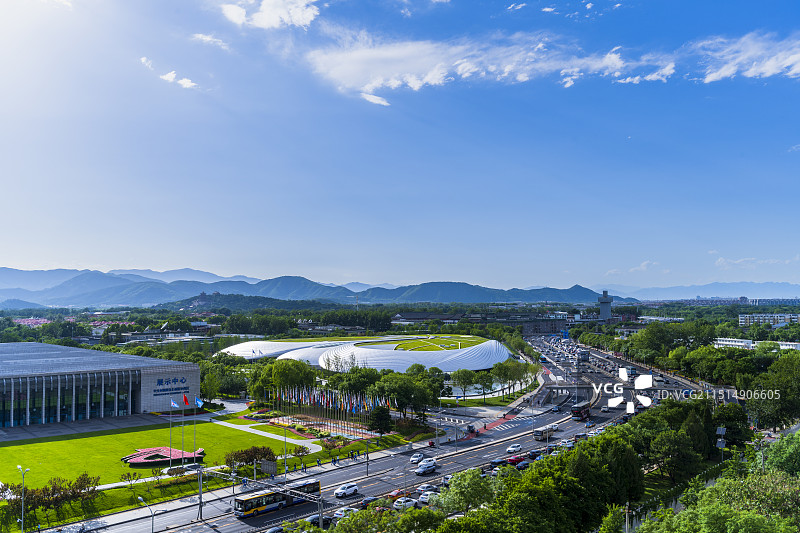 北京市海淀区中关村国际创新中心夏天晴日风景图片素材