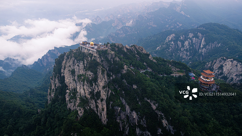 河南洛阳：5A景区白云山绝美云海，山色如画图片素材
