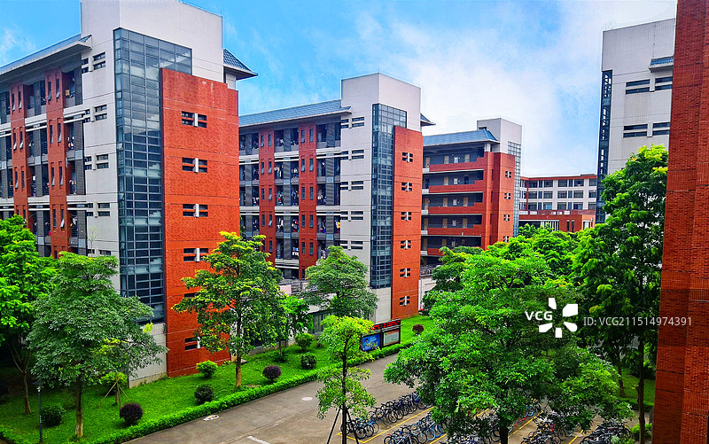 开学啦-大学宿舍（中山大学新华学院）图片素材