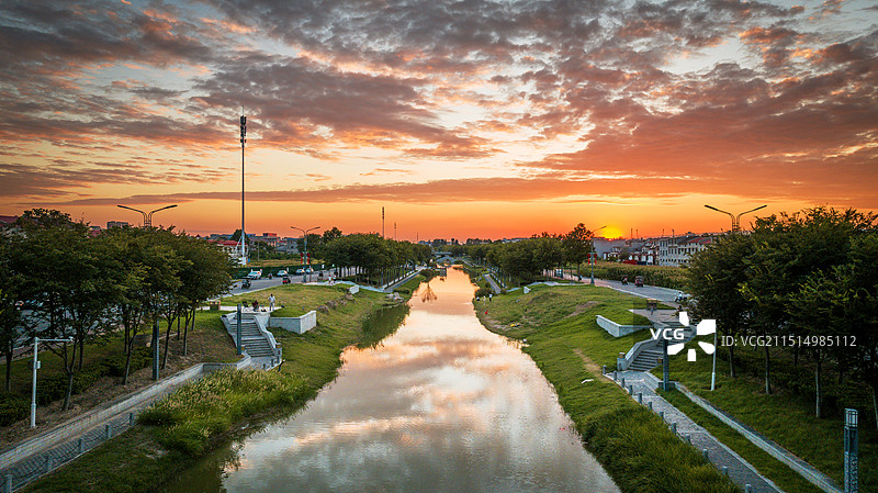 日落时的修武县古运粮河美景图片素材
