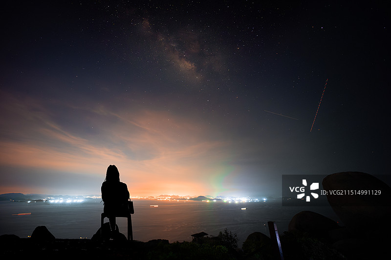 珠海外伶仃岛远眺香港夜景图片素材