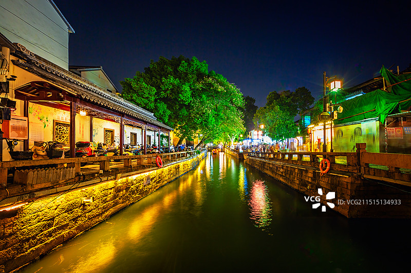 平江路夜色+苏州图片素材