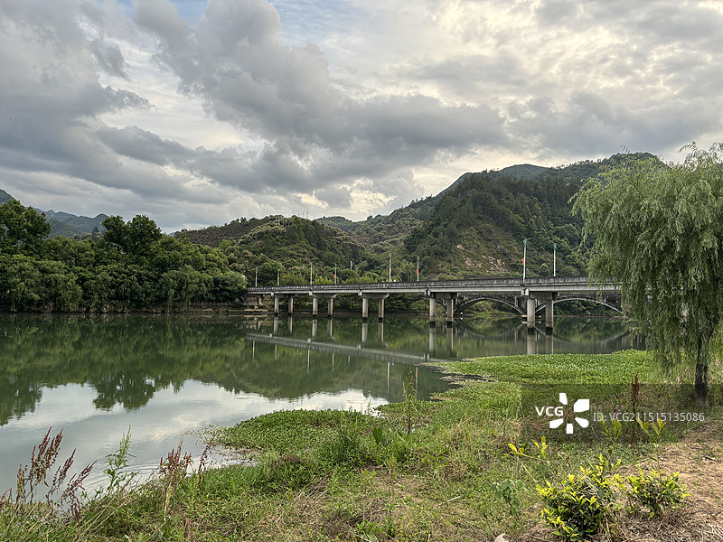 丽水自然风光小桥流水图片素材