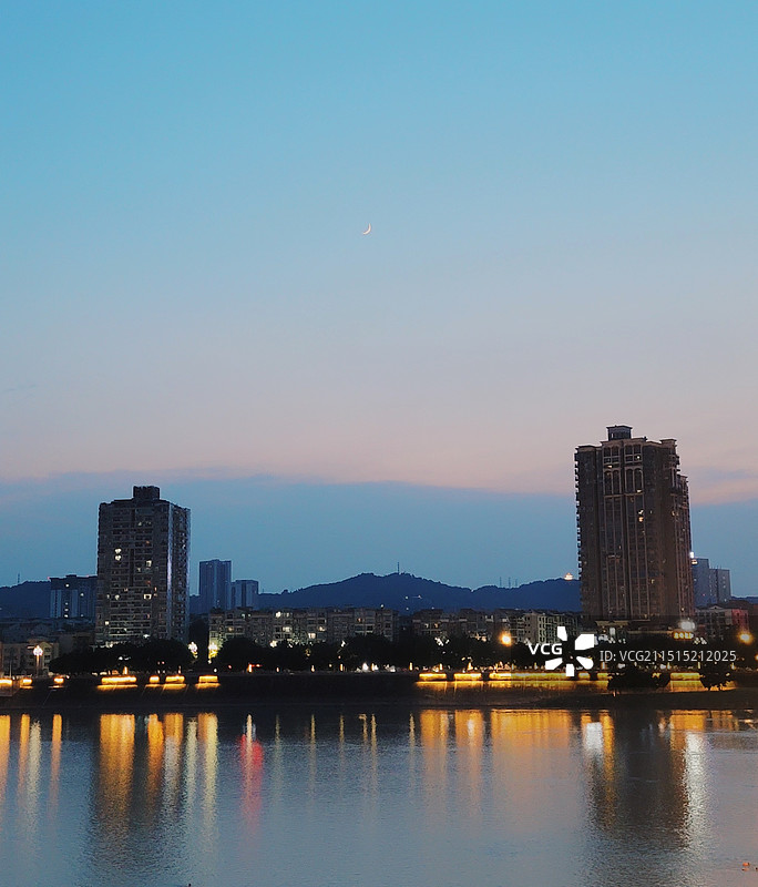 嘉陵江夜景图片素材