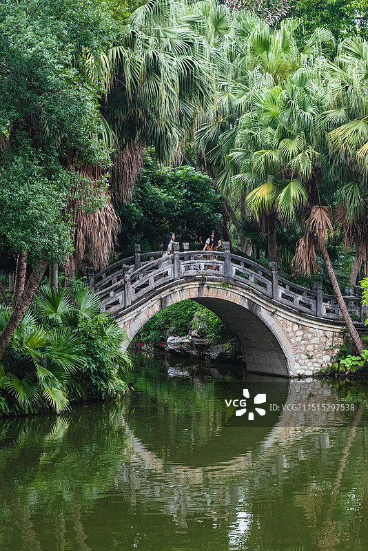 柳州柳侯公园拱桥图片素材