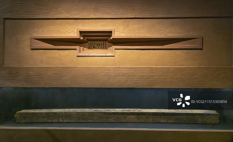 秦公一号大墓沙盘 椁木 春秋（公元前770一公元前476） 宝鸡市凤翔县秦景公墓出土 陕西历史博物馆图片素材