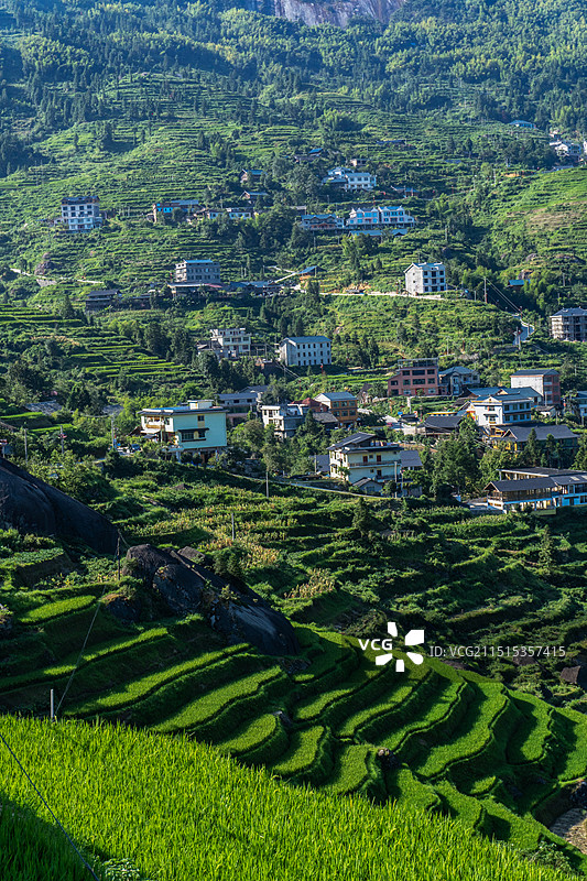 航拍湖南邵阳隆回虎形山花瑶景区风光图片素材
