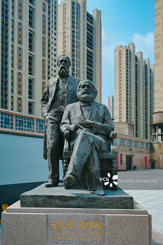马克思 恩格斯  马克思主义  山东省青岛市,红景新区核心区马克思主义学习教育实训基地图片素材