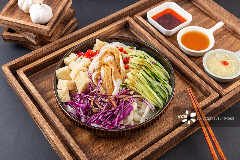 麻酱牛筋面图片素材