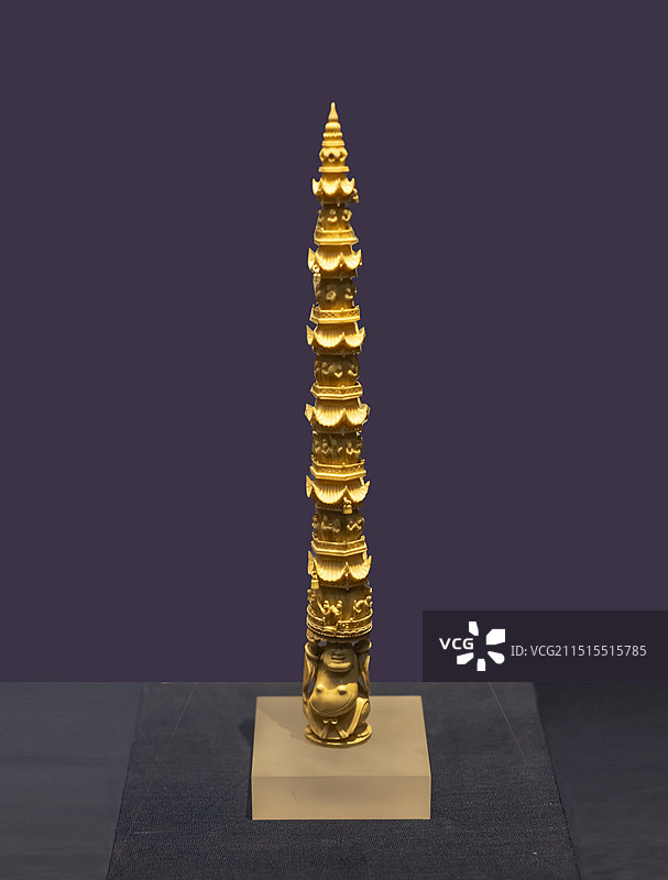 镂雕七级象牙佛塔 明 咸阳市旬邑县出土 陕西历史博物馆图片素材