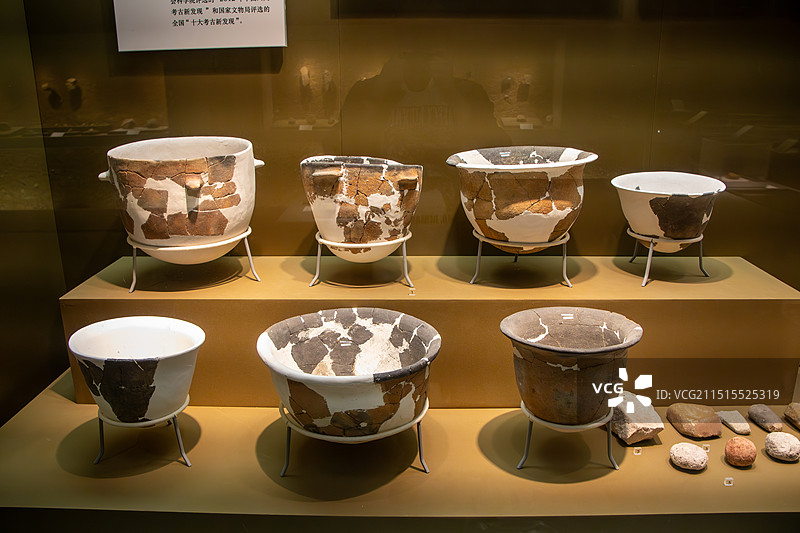南京博物院展品 各种陶器和石器图片素材