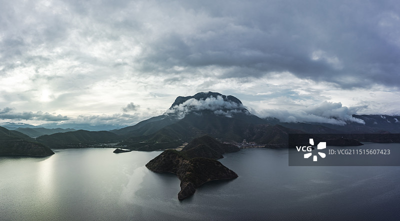 云南省宁蒗县永宁乡泸沽湖夏季航拍里格半岛风光图片素材