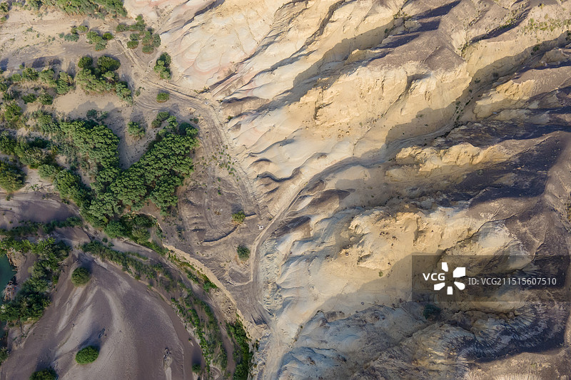 航拍新疆克拉玛依乌尔禾影视城图片素材