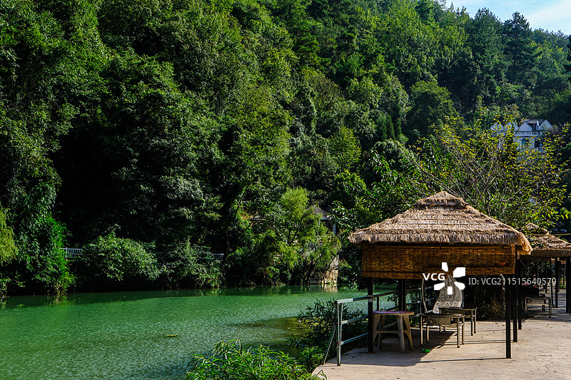 中国贵州贵阳市乌当区情人谷景区风光，情人谷，A级景区风光，峡谷风光，河流风光图片素材