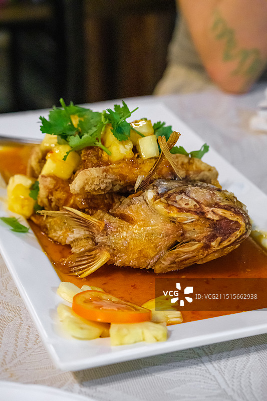 泰式咕咾肉糖醋鲤鱼图片素材