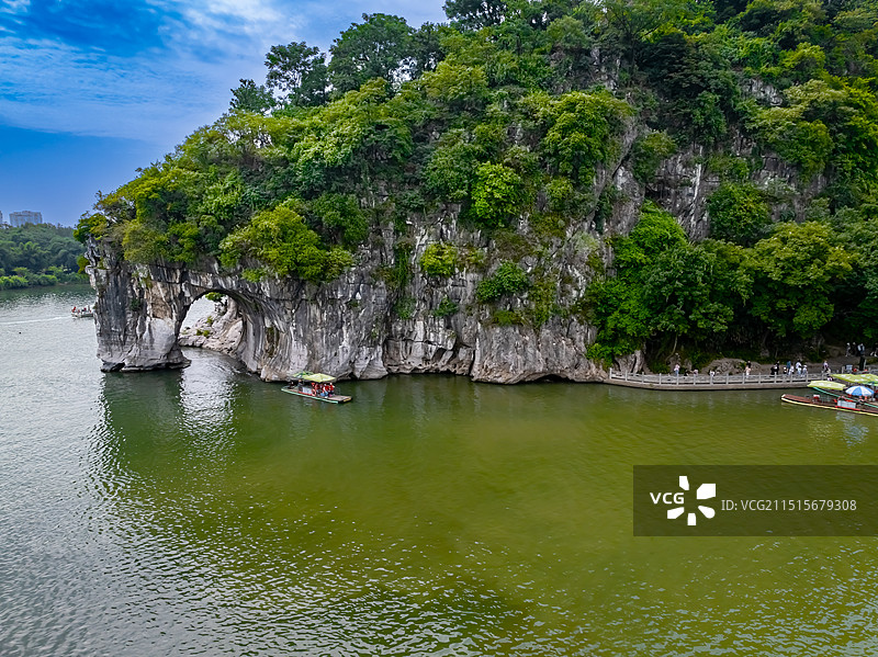 航拍广西桂林象鼻山风光图片素材