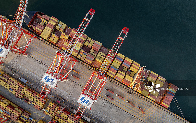 天津港码头航拍图片素材