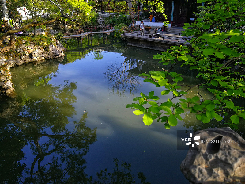 苏州怡园花草图片素材