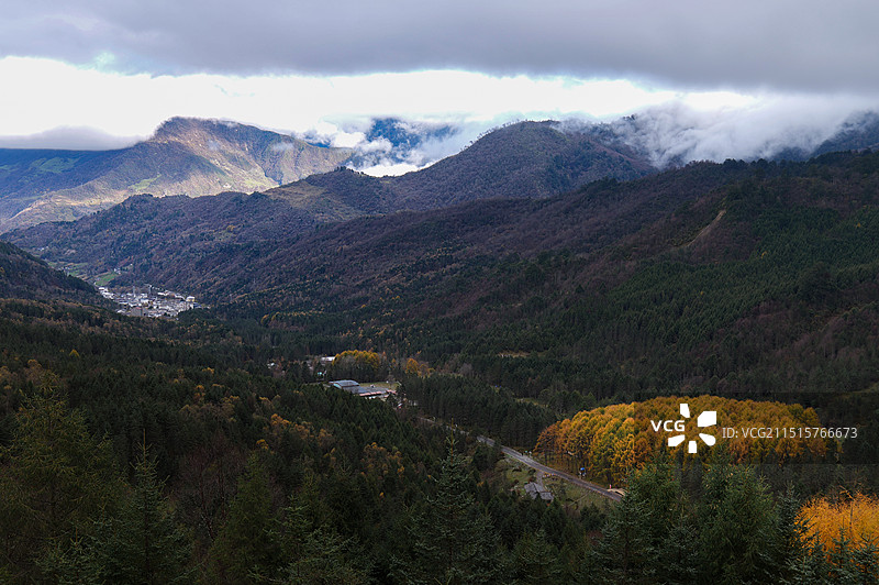 雅安硗碛藏寨·神木垒景区图片素材