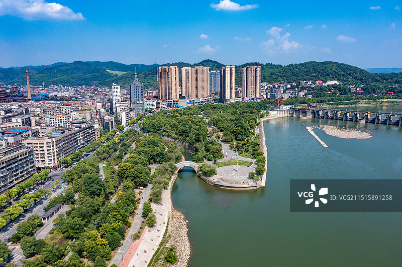 航拍湖南娄底冷水江城市风光图片素材