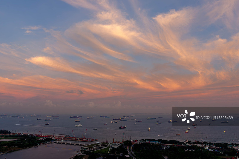 繁忙的水道图片素材