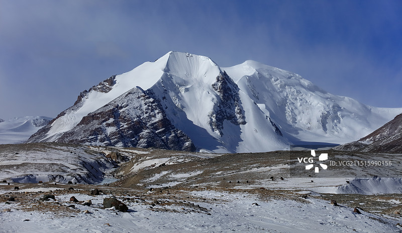 国家公园--三江源--长江源--唐古拉山主峰--格拉丹东南坡雪山图片素材