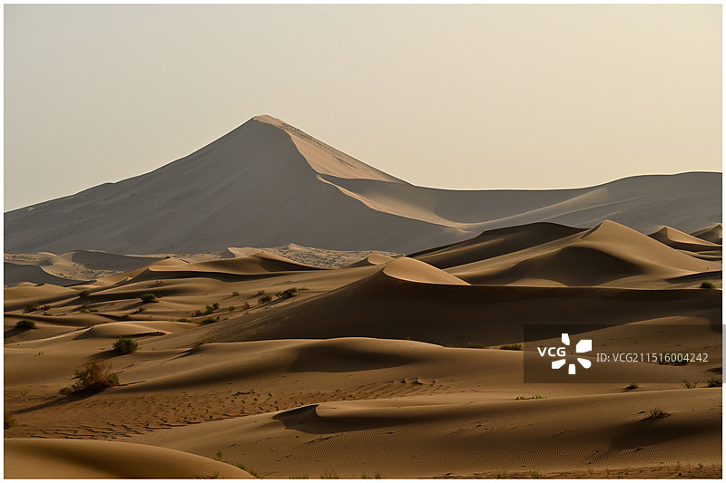巴丹吉林沙漠2-2图片素材