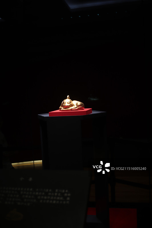 南京博物院门匾特写文物特写瓷器唐三彩石雕佛像特写图片素材