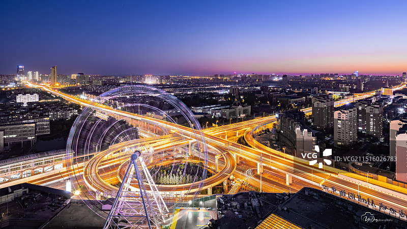 长春市摩天轮夜景图片素材