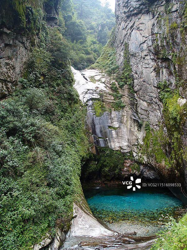 苍山碧潭图片素材