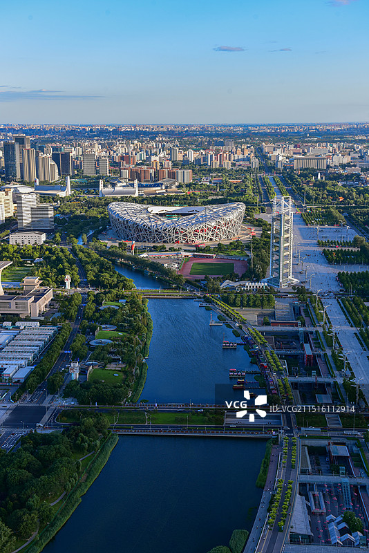 鸟瞰奥林匹克公园-鸟巢水立方龙形水系与玲珑塔图片素材