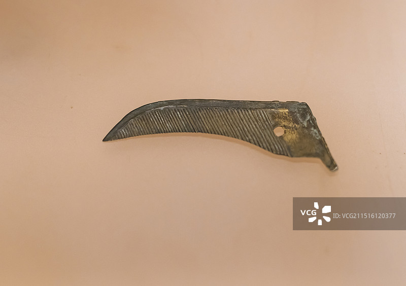 铜镰 春秋 苏州市葑门河道出土 苏州博物馆本馆图片素材