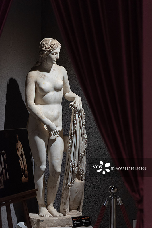 美与爱之神维纳斯雕像-土耳其安塔利亚博物馆馆藏文物图片素材