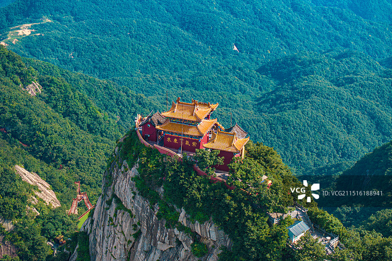 航拍南阳方城五朵山风光图片素材