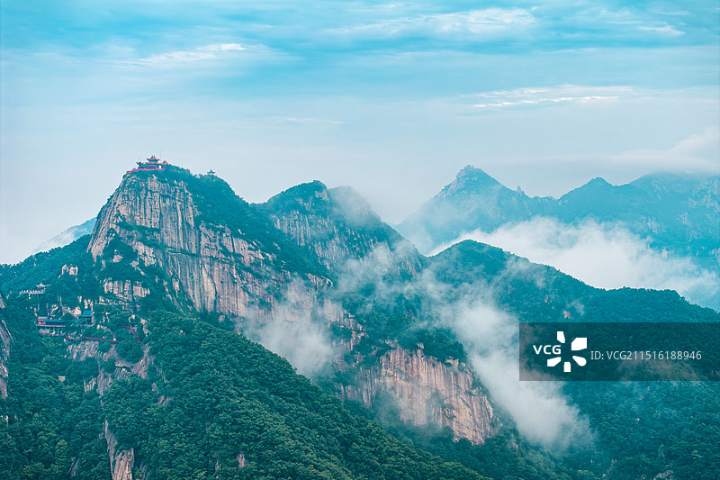 航拍南阳方城五朵山风光图片素材