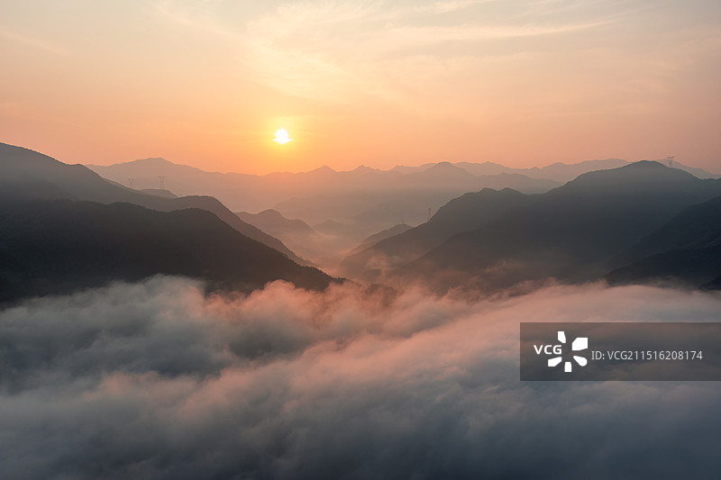 浙江杭州富阳高山云海日出风光图片素材