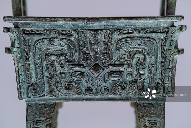 上海博物馆东馆，西周，厚趠方鼎图片素材