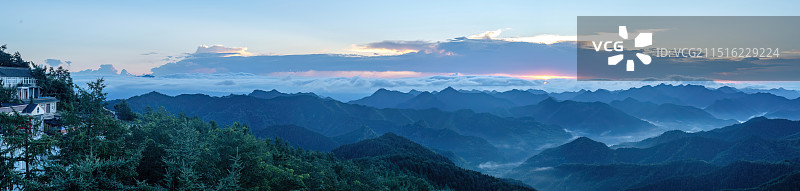 河南省洛阳市栾川县三川镇抱犊寨景区望牛岭风景美如画图片素材