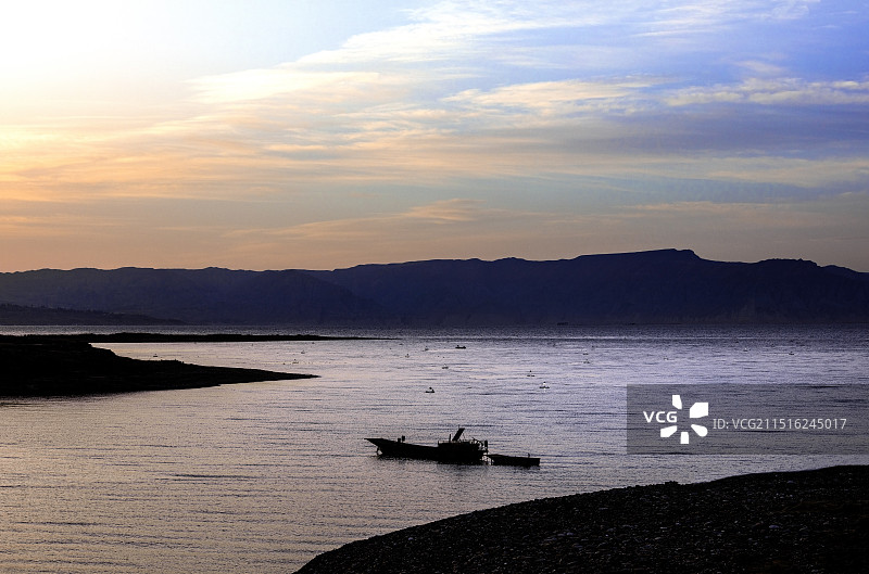 青海龙羊峡日出图片素材